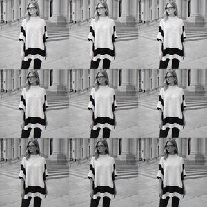 Ann Taylor Oversized Mock Neck Sweater Poncho XS/S – Black & White